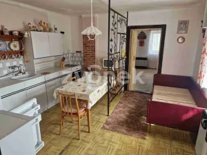 Prodej rodinného domu, Buchlovice, Horní Podvinohradí, 237 m2