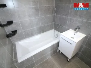 Pronájem bytu 3+1, Cvikov - Cvikov II, Sídliště, 76 m2