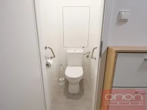 Pronájem bytu 2+1, Praha - Veleslavín, Na Petřinách, 52 m2