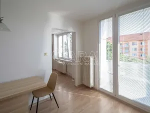 Pronájem bytu 2+1, Neratovice, Čtvercová, 55 m2