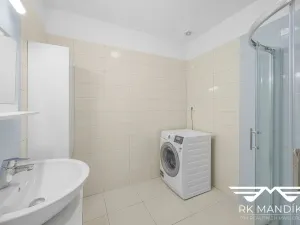 Prodej bytu 3+kk, Veliká Ves, Slunečná, 71 m2