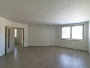 Dražba bytu 3+1, Břeclav, Kpt. Jaroše, 93 m2
