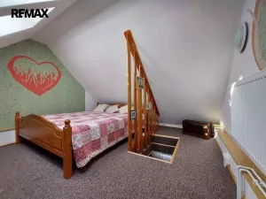 Prodej bytu 1+1, Karlovy Vary, Západní, 55 m2