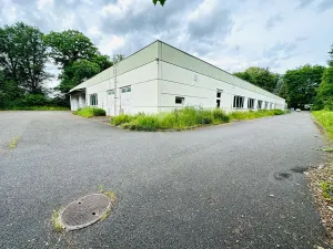 Pronájem výrobních prostor, Chodová Planá, Kyjovská, 2497 m2