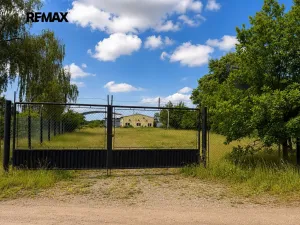 Pronájem obchodního prostoru, Nová Ves, 330 m2