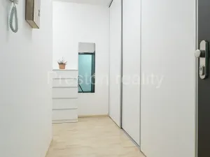 Prodej bytu 2+kk, Praha - Malešice, Nad úžlabinou, 48 m2