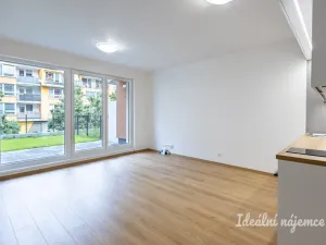 Pronájem bytu 1+kk, Praha - Vysočany, Gerstelova, 33 m2