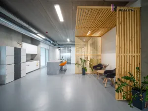 Pronájem kanceláře, Zlín - Prštné, Přímá, 26 m2