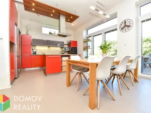 Prodej rodinného domu, Loděnice, Sedmidomí, 158 m2