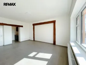Pronájem bytu 1+kk, Lety, 29 m2