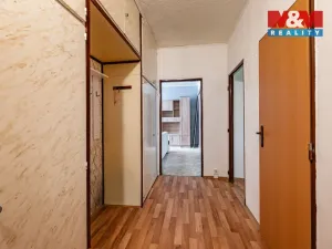 Prodej bytu 2+1, Aš, Hlavní, 51 m2