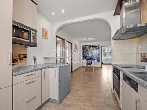 Prodej rodinného domu, Tišice, Souběžná, 170 m2