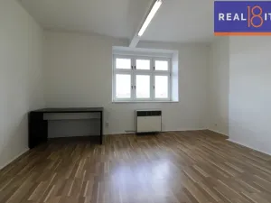 Pronájem bytu 1+1, Praha, Jugoslávských partyzánů, 41 m2