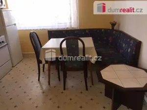 Pronájem rodinného domu, Pozlovice, Hlavní, 74 m2