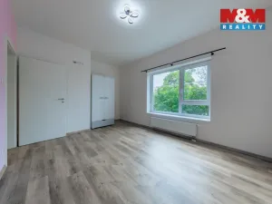 Pronájem bytu 3+kk, Karlovy Vary - Bohatice, Dubová, 67 m2