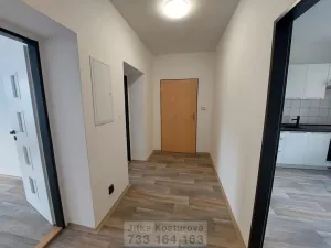 Pronájem bytu 2+1, Krnov - Pod Cvilínem, Čsl. armády, 56 m2