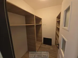 Pronájem bytu 2+1, Krnov - Pod Cvilínem, Čsl. armády, 56 m2