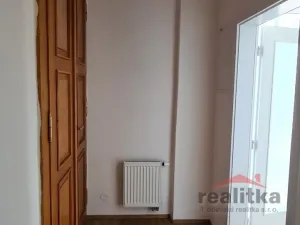 Pronájem bytu 2+1, Opava - Město, Ostrožná, 70 m2