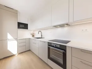 Prodej bytu 3+kk, Praha - Chodov, Jažlovická, 71 m2