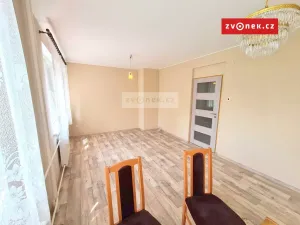 Pronájem bytu 2+1, Zlín, Hluboká, 61 m2