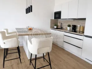 Pronájem bytu 2+kk, Praha - Hlubočepy, náměstí Olgy Scheinpflugové, 55 m2