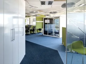 Pronájem kanceláře, Praha - Nusle, Na strži, 340 m2