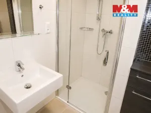 Pronájem bytu 1+kk, Praha - Letňany, Frýdecká, 27 m2