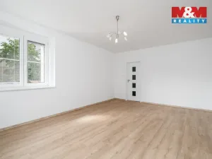 Prodej bytu 1+1, Ústí nad Labem - Klíše, Mezidomí, 47 m2