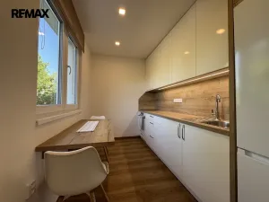 Pronájem bytu 1+1, Olomouc - Neředín, Neředínská, 41 m2