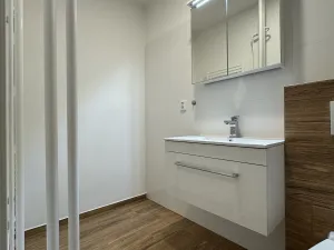 Pronájem bytu 1+1, Olomouc - Neředín, Neředínská, 41 m2