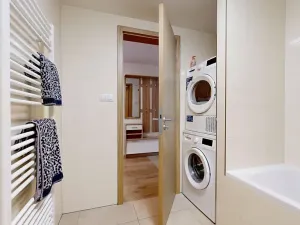 Pronájem bytu 2+kk, Praha - Smíchov, Nádražní, 52 m2