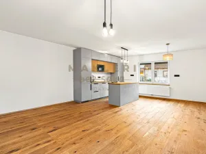 Prodej bytu 2+kk, Praha - Zbraslav, Elišky Přemyslovny, 63 m2