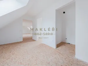 Prodej rodinného domu, Třebešice, 236 m2