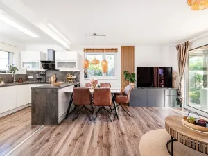 Prodej rodinného domu, Kostelec nad Labem, V Chaloupkách, 120 m2