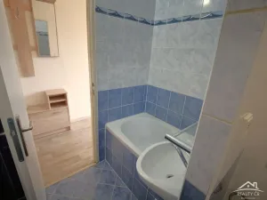 Pronájem bytu 1+kk, Jihlava, Okružní, 20 m2