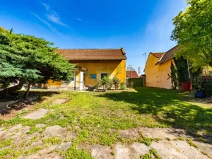 Prodej rodinného domu, Cítov, 400 m2