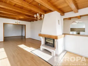 Pronájem vily, Průhonice, Sadová, 350 m2