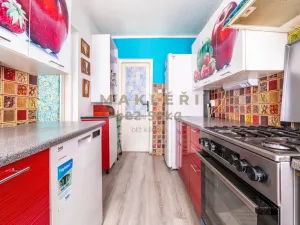 Prodej vícegeneračního domu, Tuchlovice, 224 m2