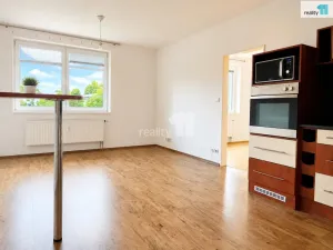 Pronájem bytu 2+kk, Pardubice - Svítkov, Dubová, 45 m2