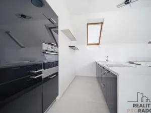 Pronájem bytu 2+kk, Pardubice, Dašická, 62 m2