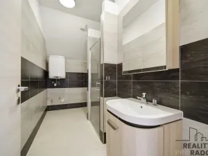 Pronájem bytu 2+kk, Pardubice, Dašická, 62 m2