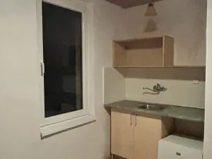Pronájem bytu 1+kk, Praha - Horní Počernice, Jívanská, 17 m2