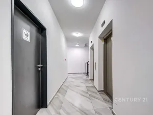 Prodej bytu 2+kk, České Budějovice, 77 m2