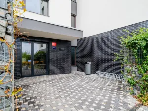Prodej bytu 1+kk, Praha - Hrdlořezy, V třešňovce, 41 m2