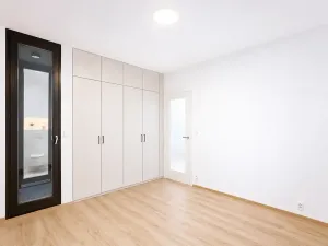 Prodej bytu 3+kk, Praha - Podolí, V rovinách, 80 m2