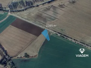 Prodej pole, Košice, 2385 m2