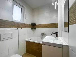 Prodej bytu 3+1, Zlín, třída Tomáše Bati, 59 m2