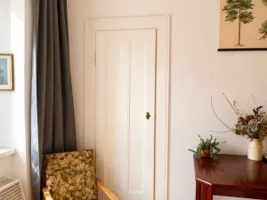 Pronájem bytu 2+kk, Praha - Libeň, 42 m2