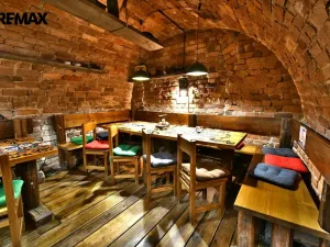Prodej restaurace, Hradec Králové, Velké náměstí, 350 m2