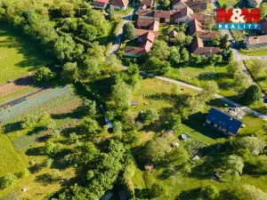 Prodej pozemku pro bydlení, Chroustovice - Mentour, 1596 m2